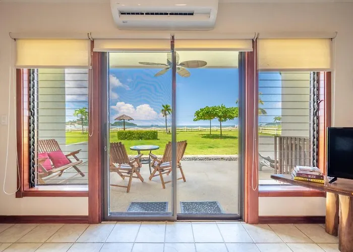 Beachfront With Spectacular View *